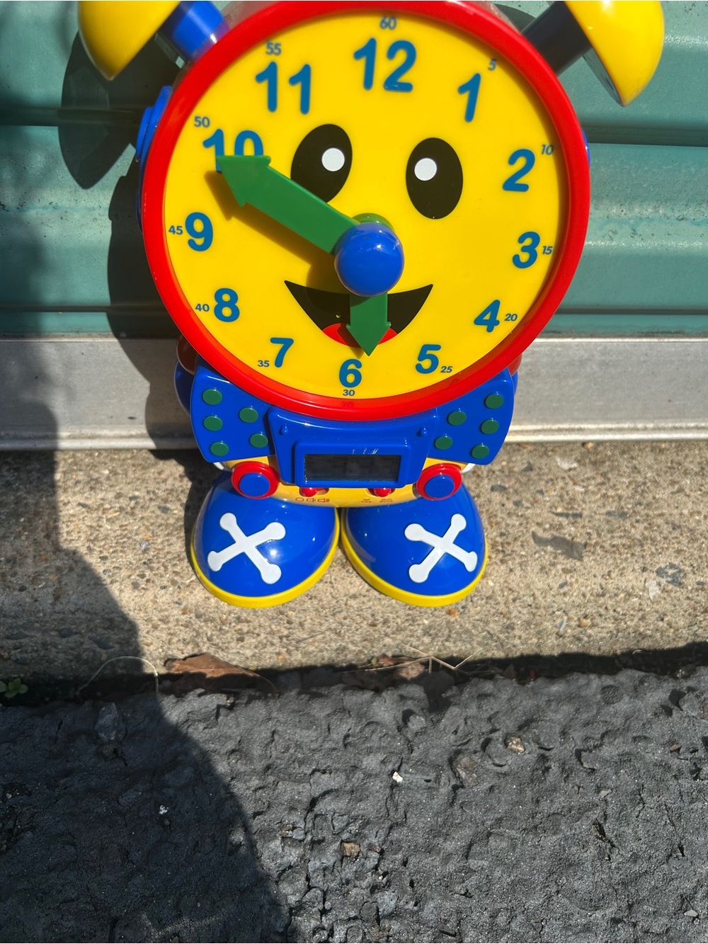 This is The Learning Journey Telly The Teaching Time Clock, a colorful education